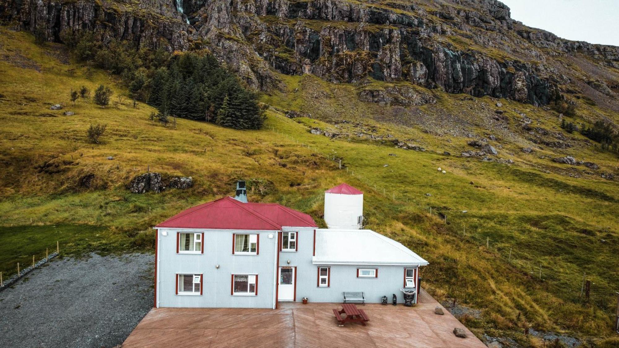 Skálafell Guesthouse Stekkatun מראה חיצוני תמונה